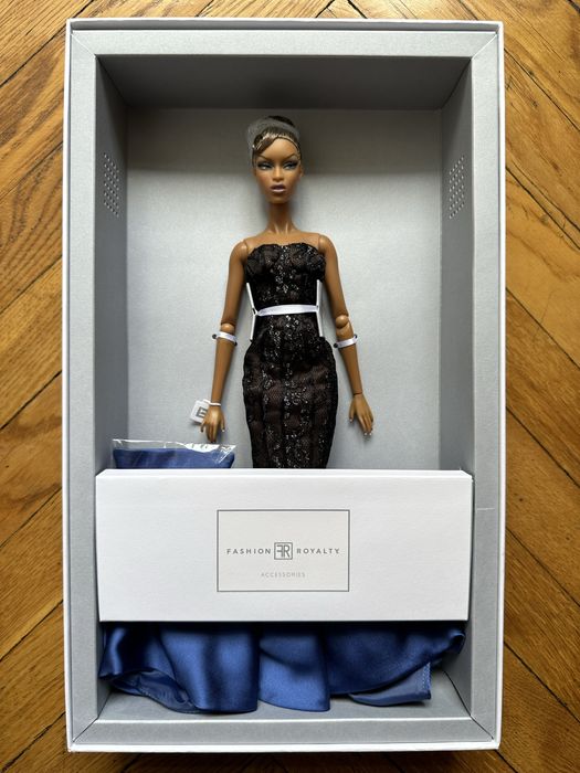 Кукла Integrity Toys. Toast To Us. Adele Makeda.