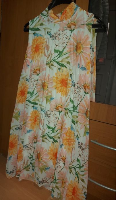 Ефирна дамска рокля