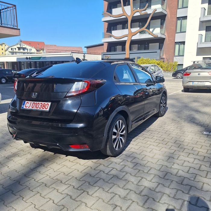 Vand Honda Civic hatchback 2015, RAR efectuat.