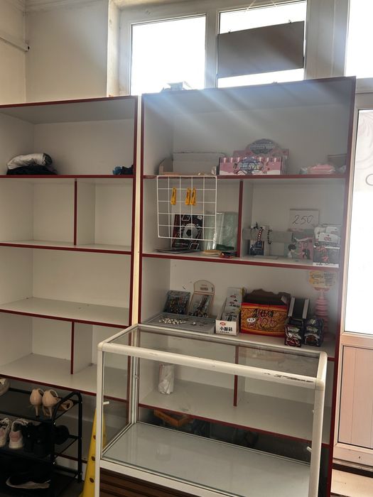 Продам шкафы стлажи