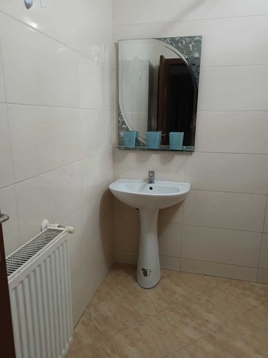 Apartament de închiriat 390€