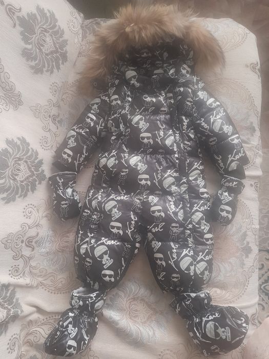 Продается детский комбенизон.