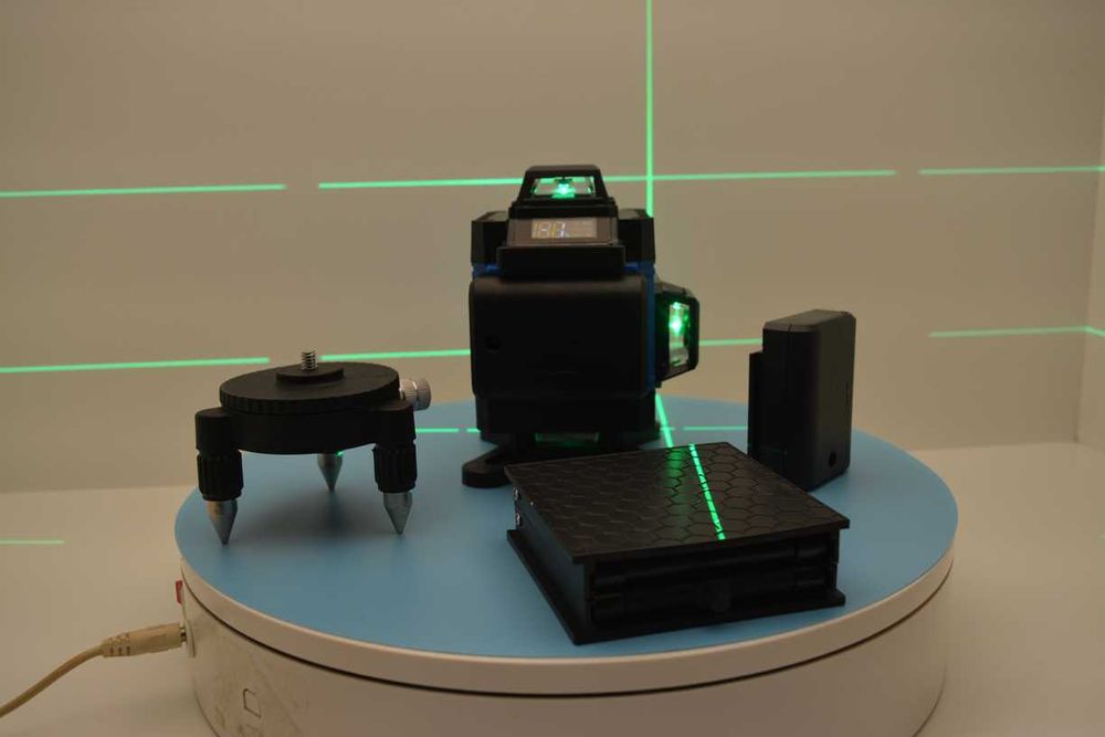 Oferta speciala contine in pachet doi pile  Promotie Nivela diode laser lime 16 linii fara trepied  Nou Nivelă unda kkamoon 16 lini 4D  fascicul Laser