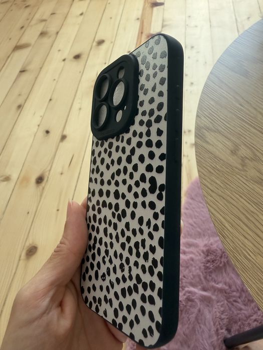 Комплект нови кейсове iphone 16 pro