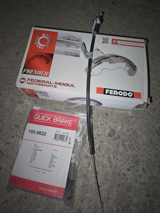 Задни накладки комплект, предни дискове за Мерцедес  W203