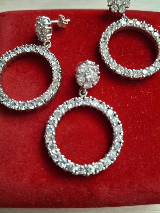 Vând set AG. Tratat cu rodiu