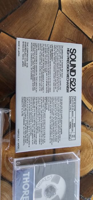 De vanzare casete sigilate