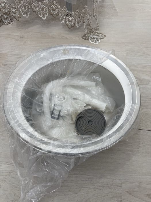 Кухонная мойка врезная