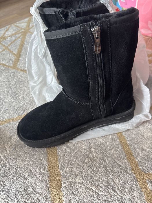 Зимняя обувь - угги