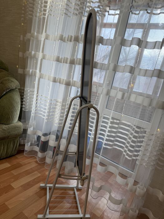 Зеркало напольное