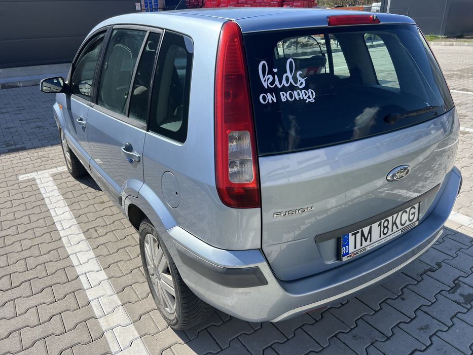 Ford Fusion 1.6 benzina
