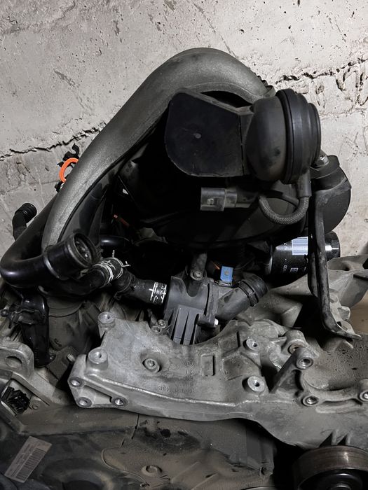 Двигатель на автомобиль audi A4