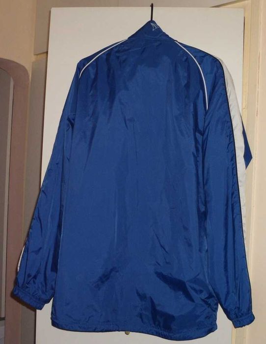 Vand jacheta JAKO pentru barbati