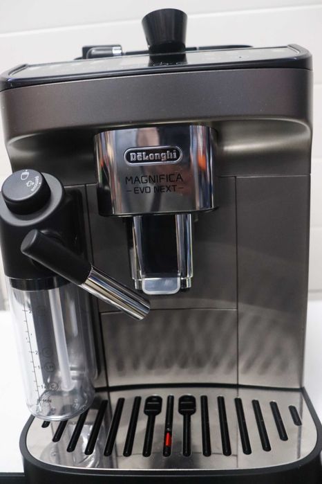 Кафеавтомат Delonghi Magnifica Evo Next, кафемашина 1450W