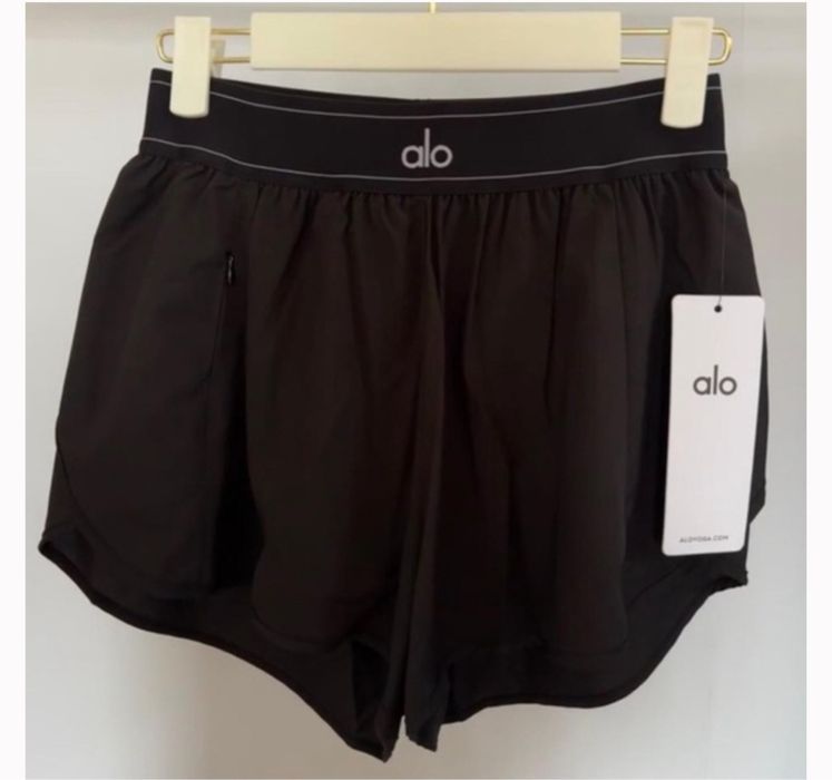 Pantaloni scurti Alo Yoga