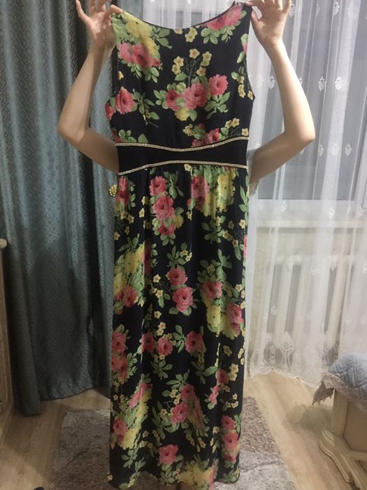 Продам нарядное платье