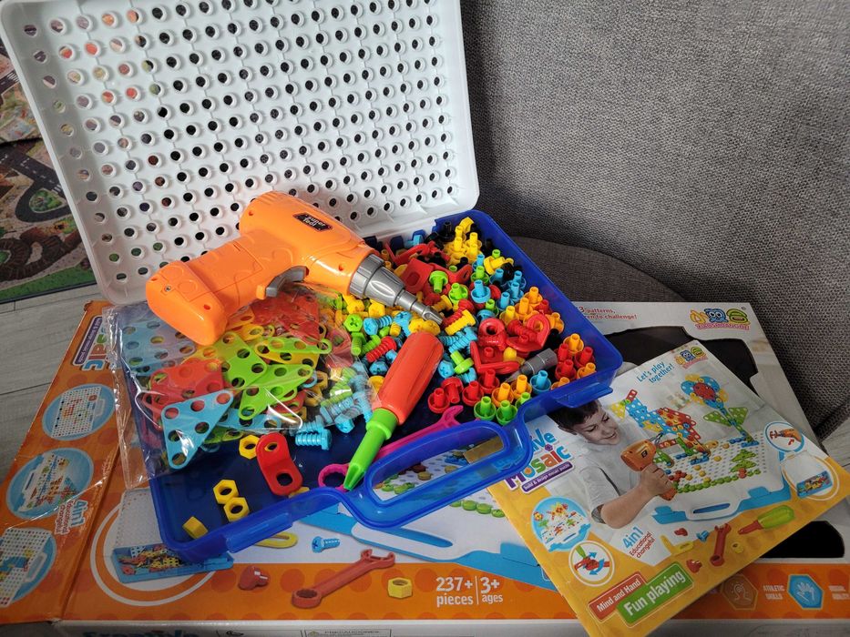 Детска креативна станция