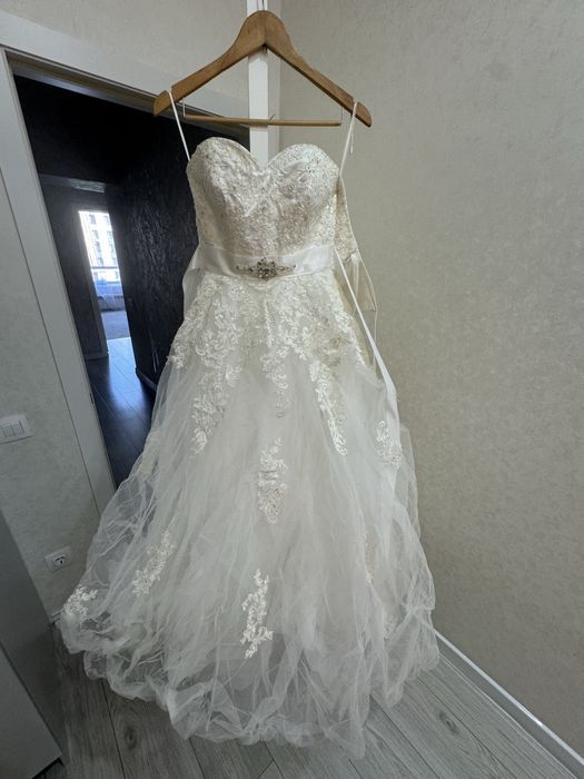 Продам свадебное платье