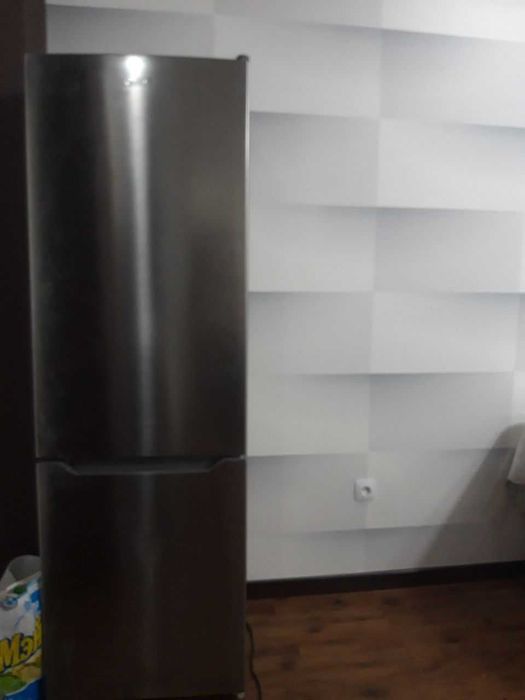 Media holodilnik, ikki kameralik, by Холодильник Media, двухкамерный.