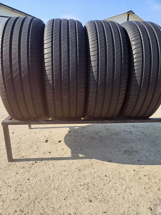 Vând 4 anvelope vară 205/55/17 205/55r17 MICHELIN
