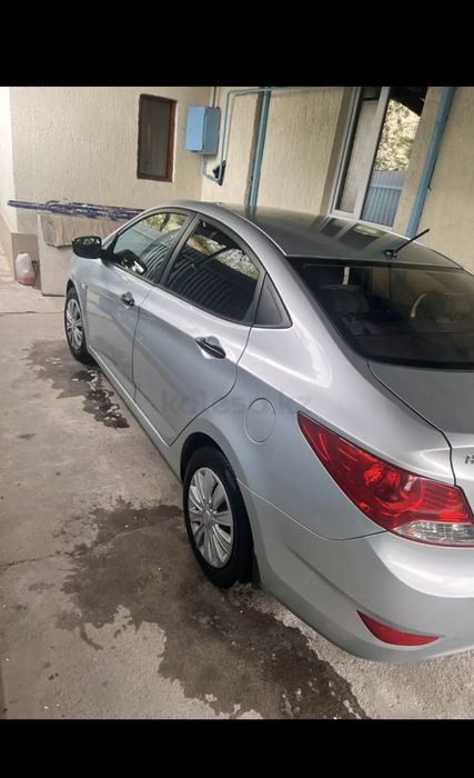 Срочно продам Hyundai accent 2011