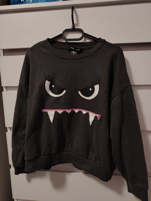 Различни дизайни блузи