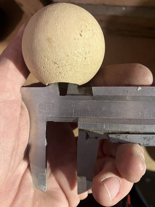 Дървени топчета с отвор