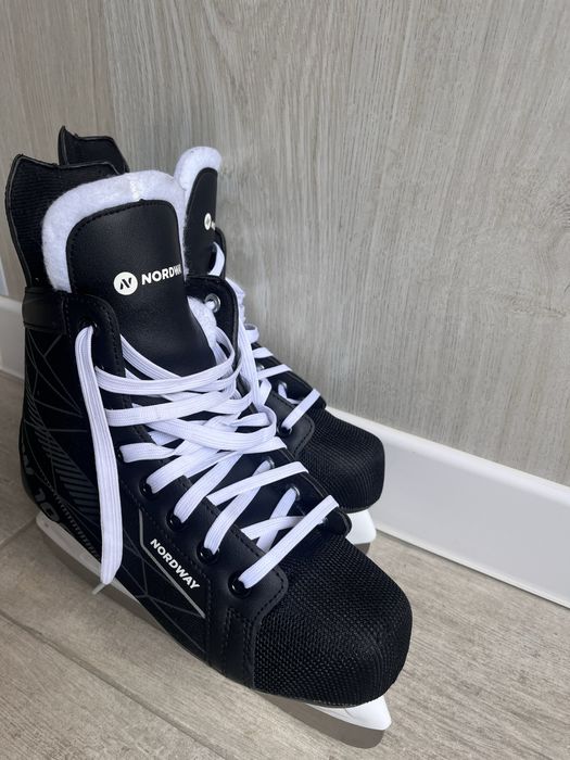 Продам коньки в отличном состоянии.