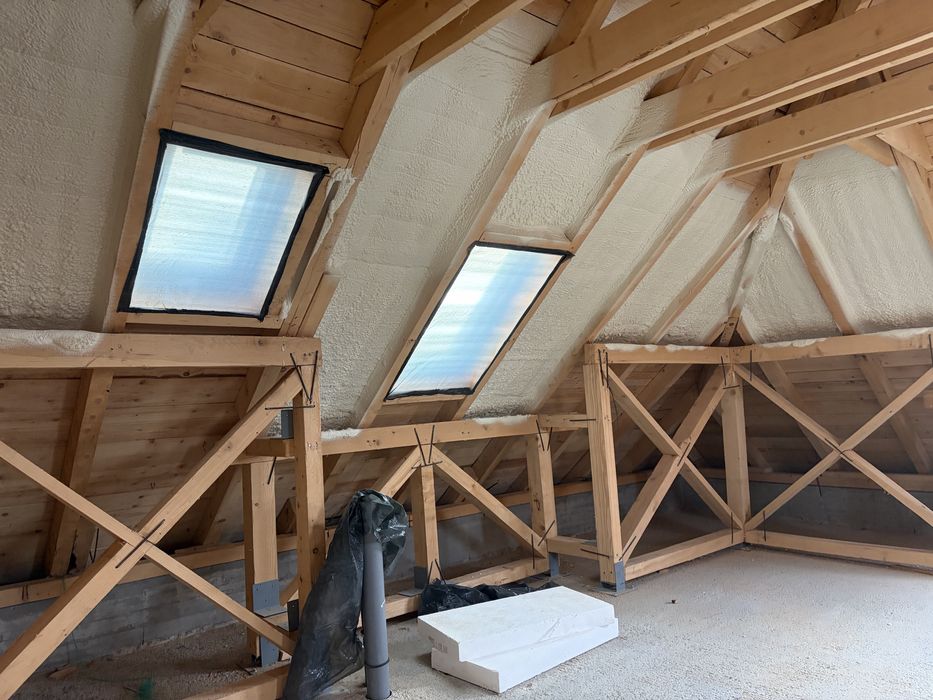 Izolatie Spuma Poliuretanica