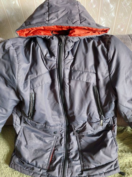 Куртка демисезонные на мальчика подростка