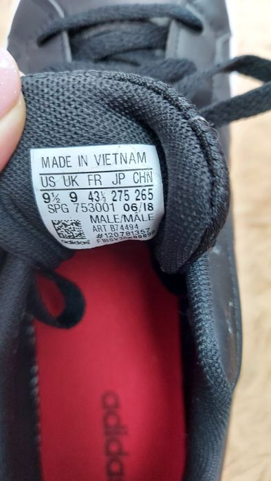 Продам кроссовки, оригинал. Заказывали с Европы.