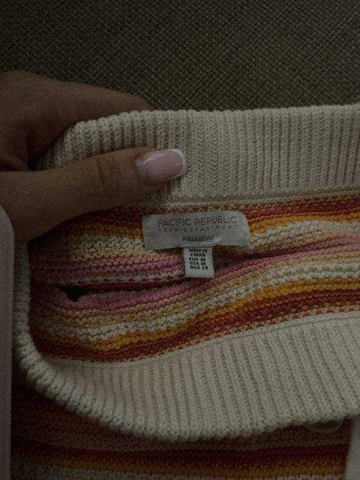 Пола на pull and bear
