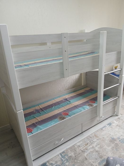 Продам кровать в хорошем состоянии