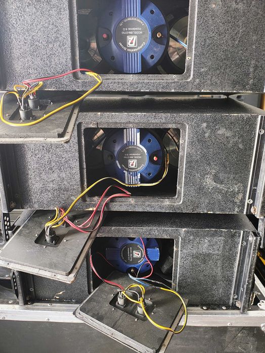 Boxe Line Array Ibo LA-i10
