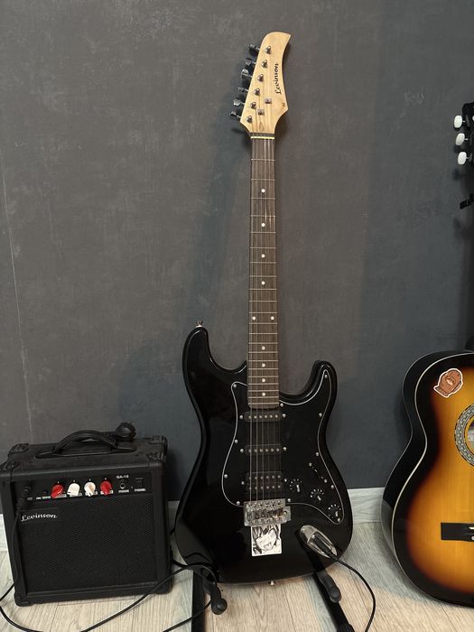 электрогитара Levinson LS-300