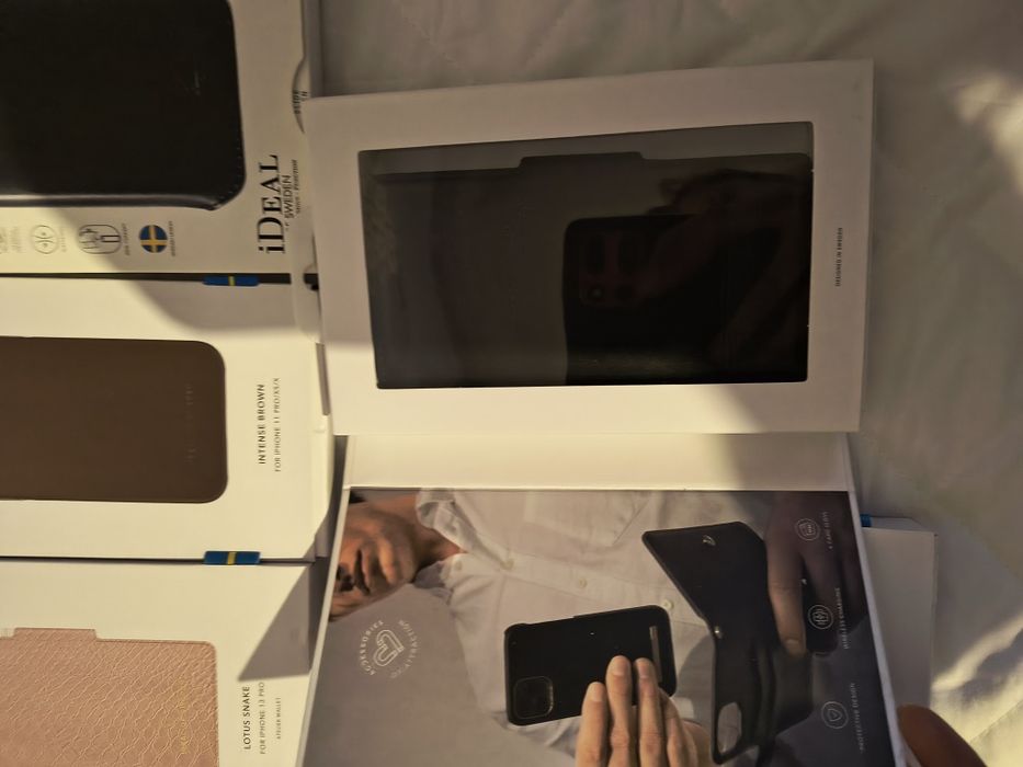 Калъфи за различни модели iPhone