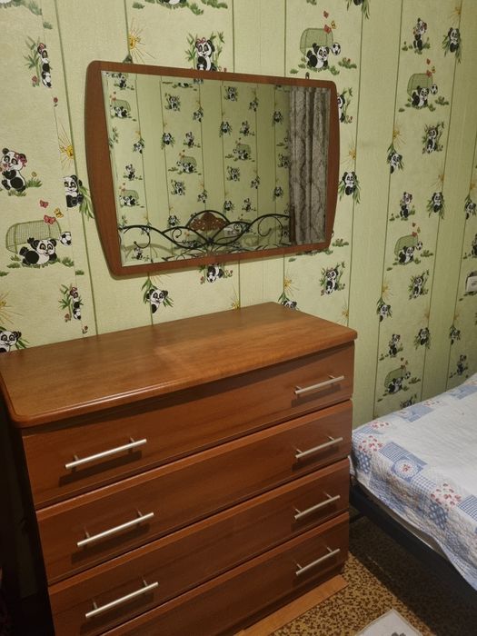 Камод четыре полки