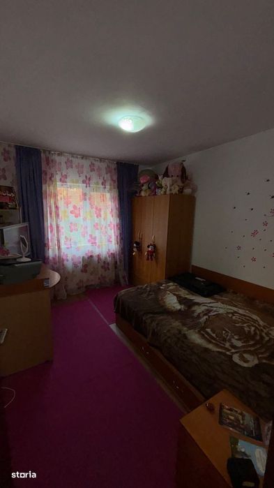 Apartament de vânzare 4 camere in Alba Iulia.