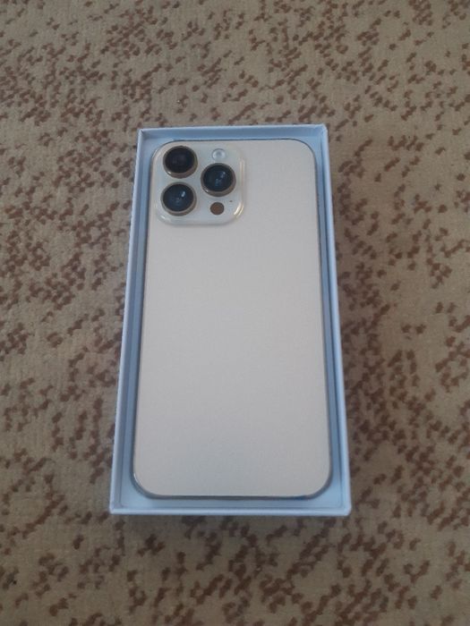 IPhone 14 Pro Max (андроид)