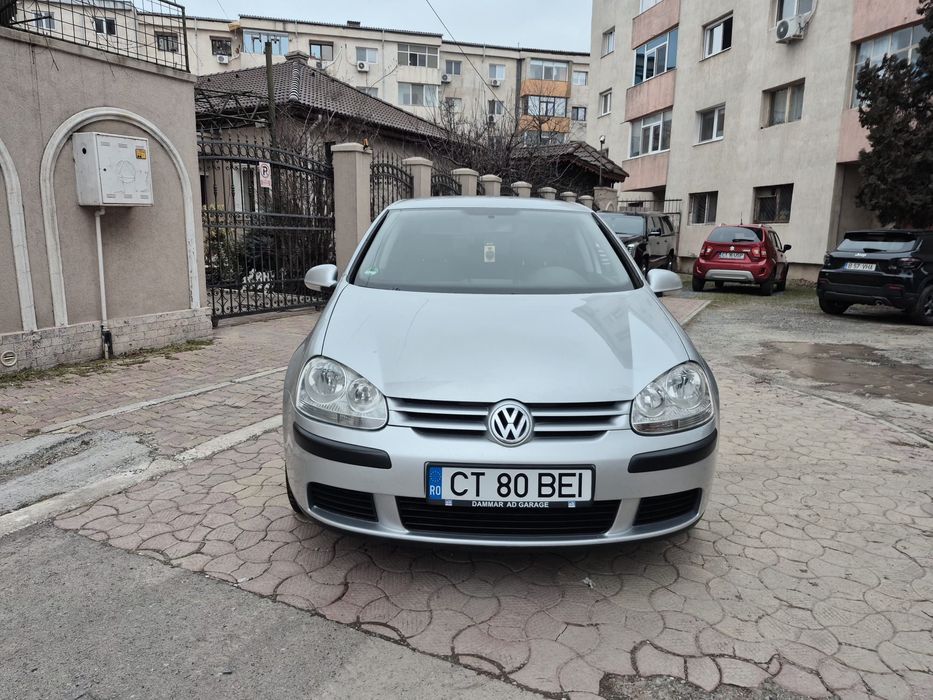 Volkswagen Golf 5 [2006] impecabilă