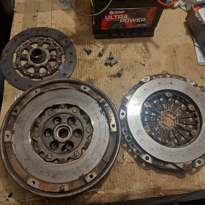 Комплект съединител БМВ Е81 Е87 Е90 Е91 / BMW E81 E87 E90 E91 N43