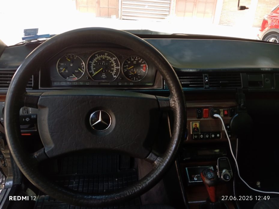Mercedes-Benz 124, Е200 Седан

E 200, Седан, Употребяван, Казанлък