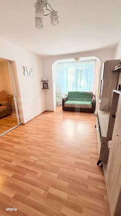 Apartament 3 camere, 48 mp, zona Micro 19