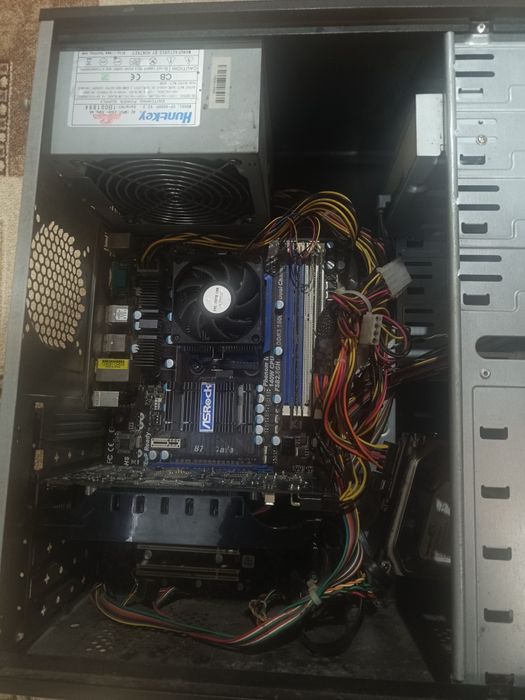 Офисный компьютер