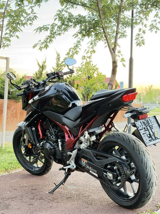 Honda hornet 750