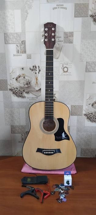 Продам Гитару новую за 22000тг Район Бурова