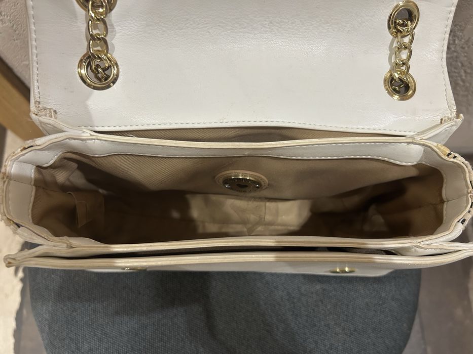 Дамска манта Moschino