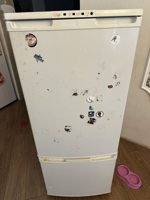 Холодильник Бирюса