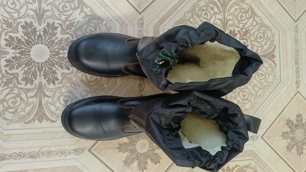 Зимняя обувь 42 р.