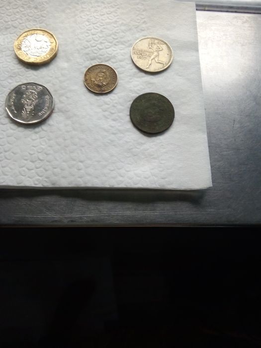 Продавам монети от 2ст и др